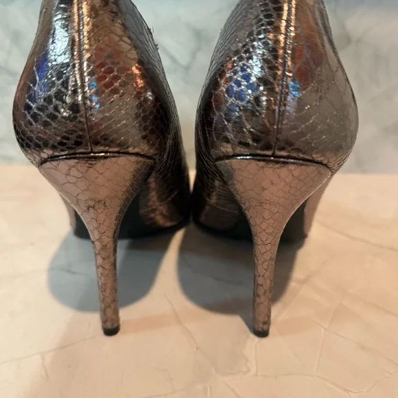 Sam & Libby Silver Heels with Pointed Toe - Picture 6 of 8